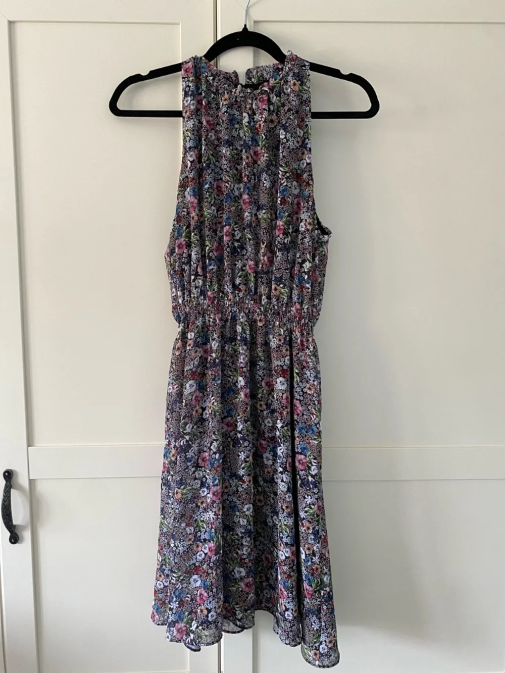 H&M Mulitcolour Floral Chiffon Sleeveless A-Line Dress Size 8 - Picture 3 of 15